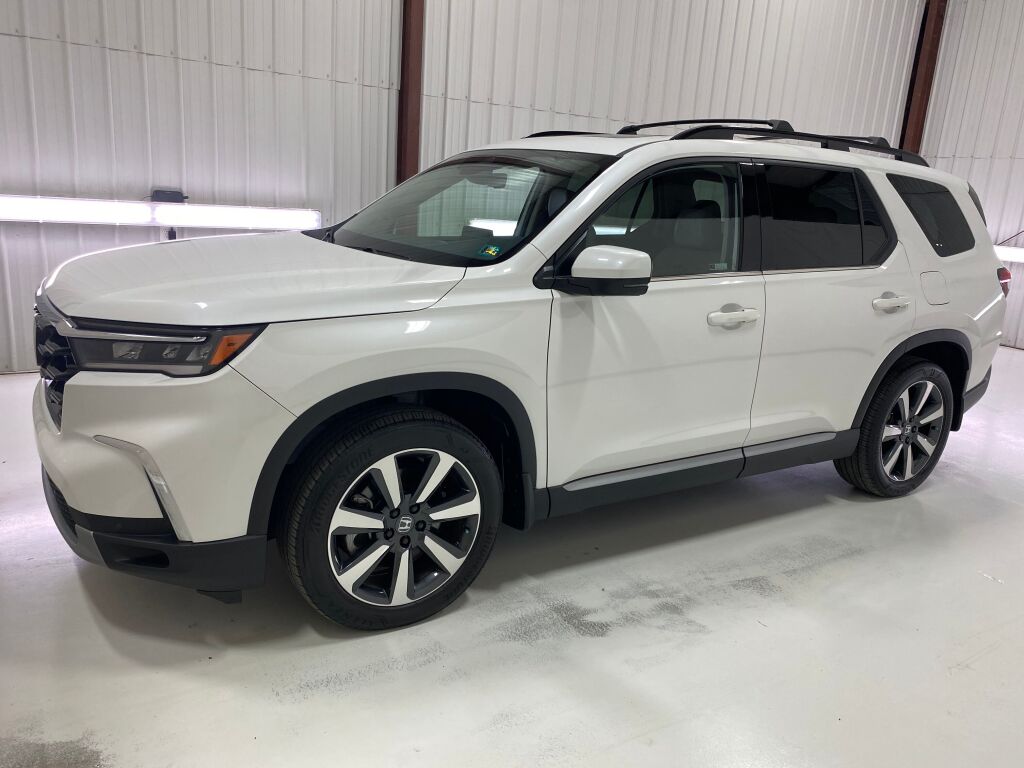 2024 Honda Pilot Touring Platinum White Pearl at Honda North
