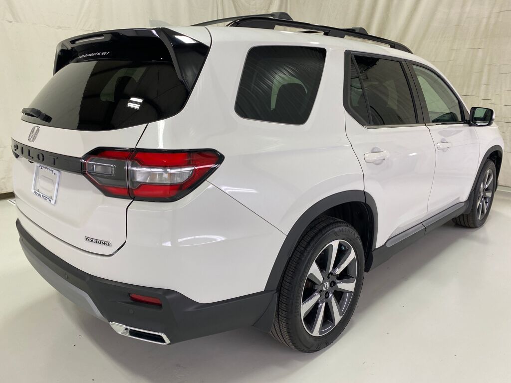 2024 Honda Pilot Touring Platinum White Pearl at Honda North