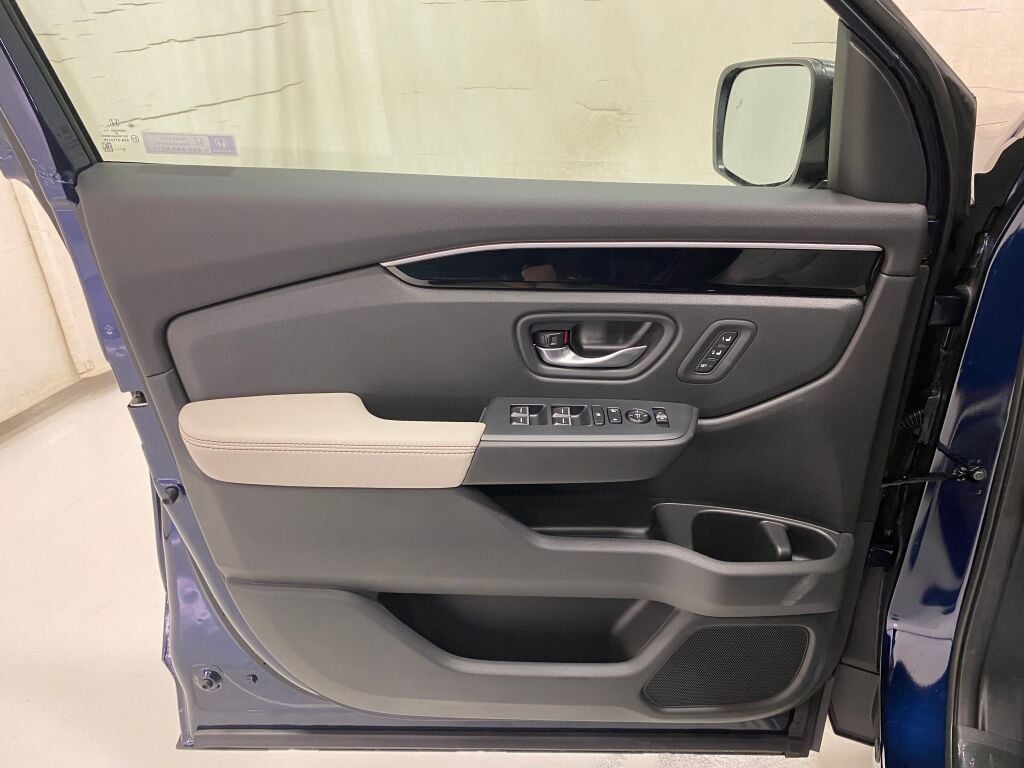 2026 Honda Passport RTL OBSIDIAN BLUE at Altoona Honda