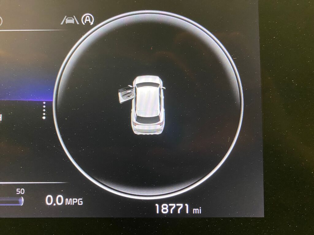 2025 Kia Sportage photo 30 of 37