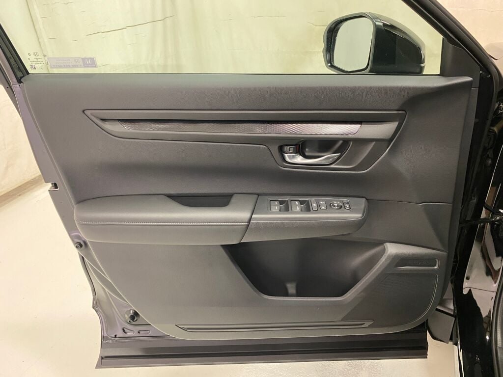2027 Honda CR-V EX CRYSTAL BLACK PEARL at Altoona Honda
