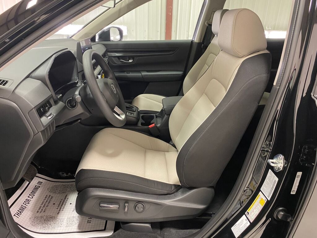 2027 Honda CR-V EX CRYSTAL BLACK PEARL at Altoona Honda