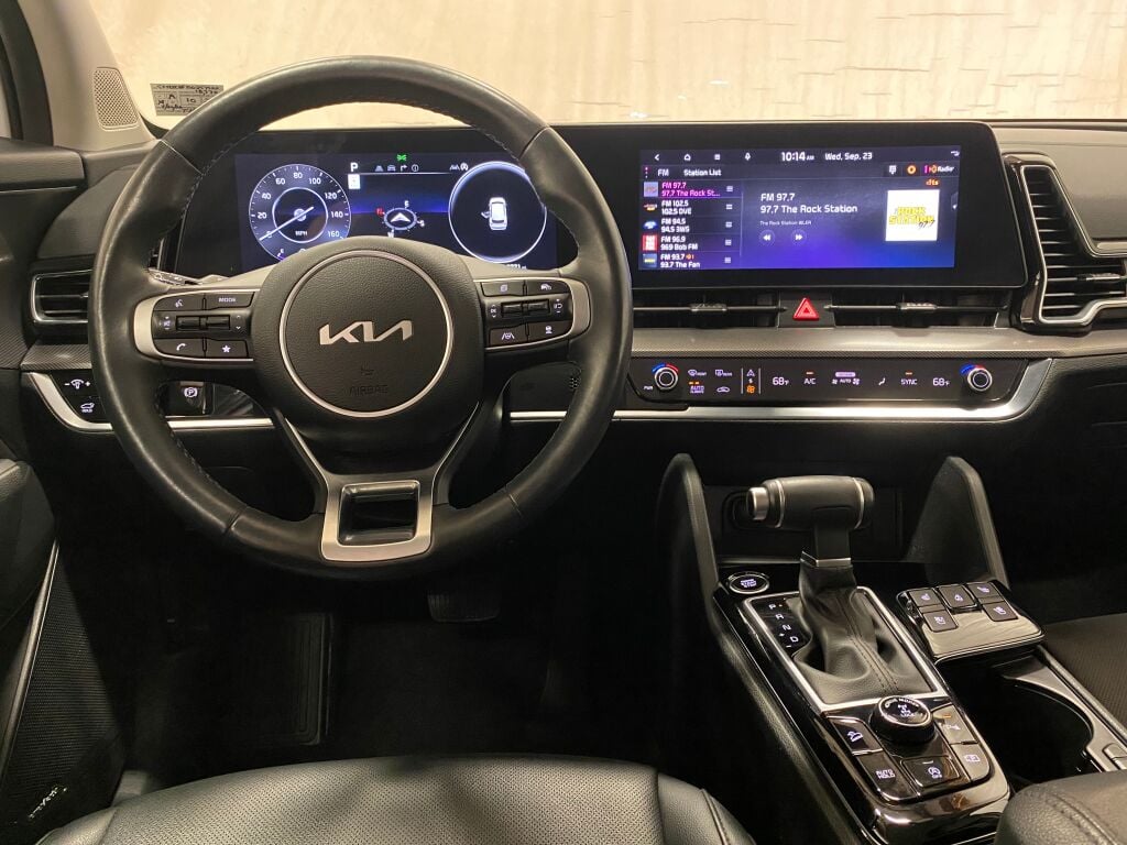2025 Kia Sportage photo 4 of 37