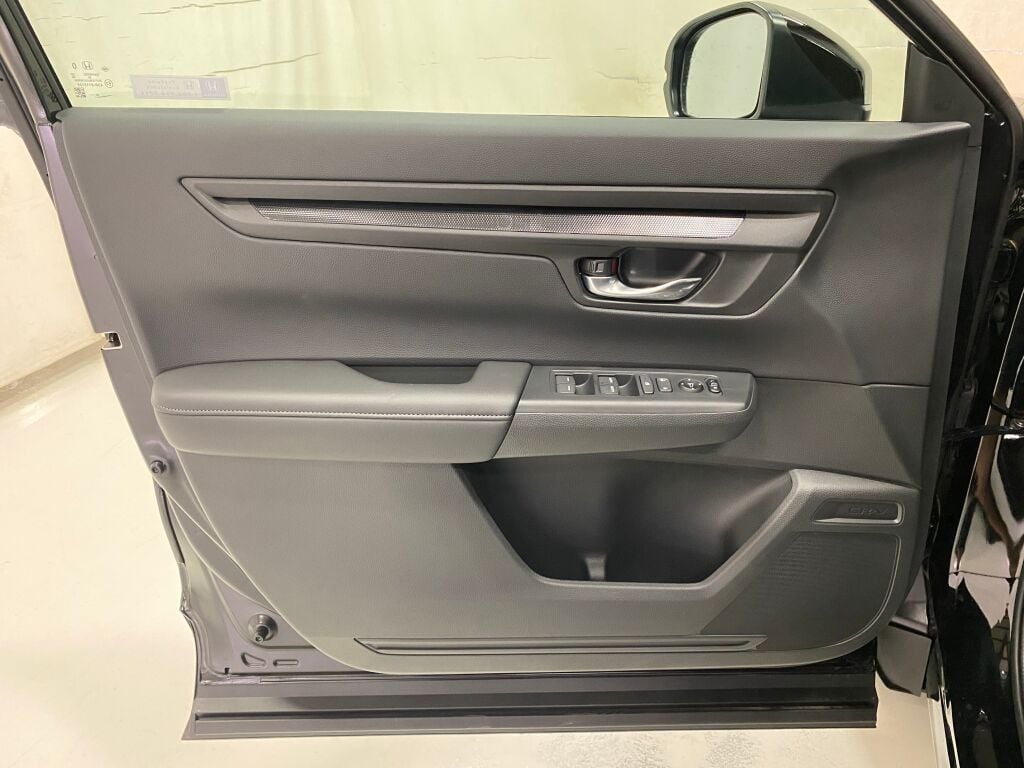 2027 Honda CR-V EX CRYSTAL BLACK at Altoona Honda