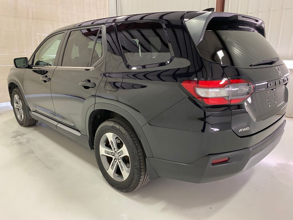 2024 Honda Pilot photo 5 of 10