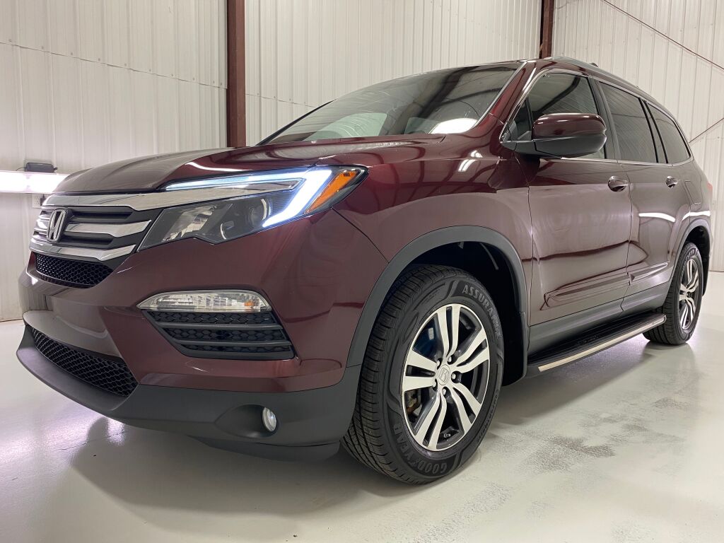 2017 Honda Pilot photo 15 of 38