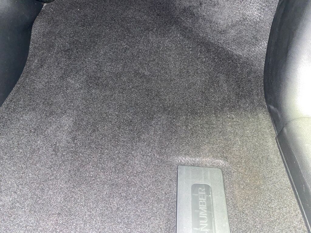 2017 Honda Pilot photo 24 of 38