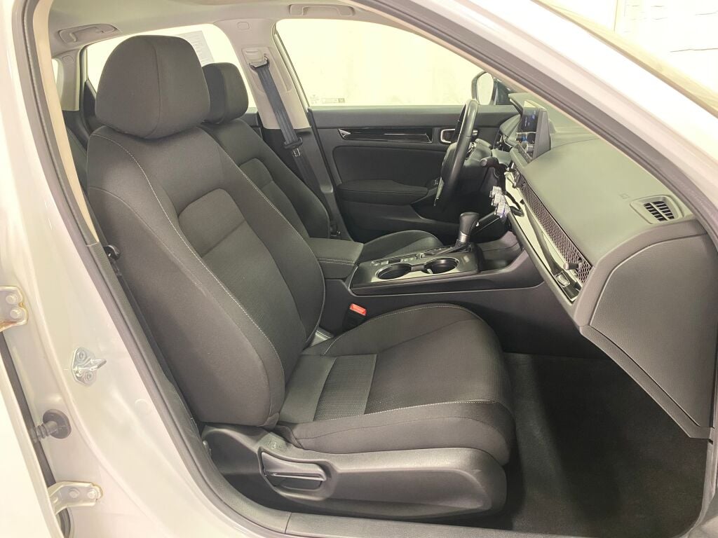 2024 Honda Civic photo 9 of 35