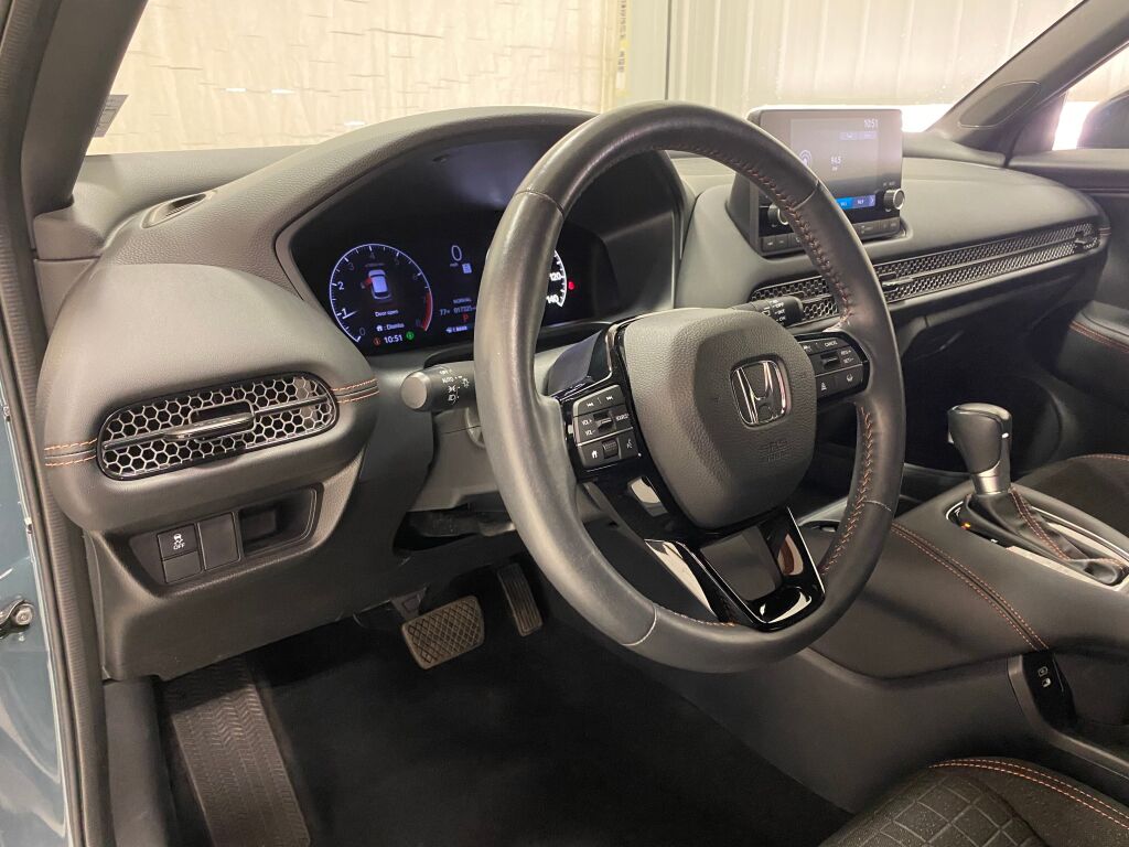 2024 Honda HR-V photo 11 of 34