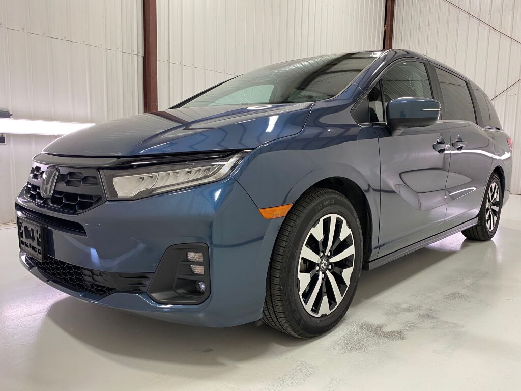2025 Honda Odyssey photo 10 of 10