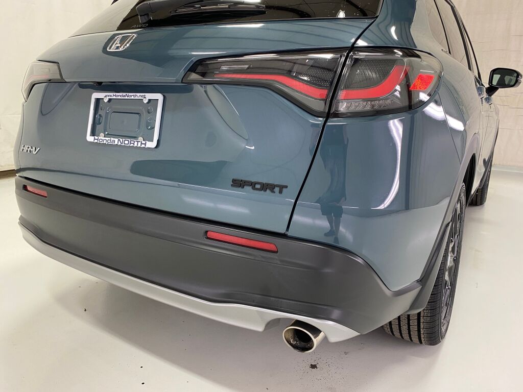 2024 Honda HR-V photo 18 of 34