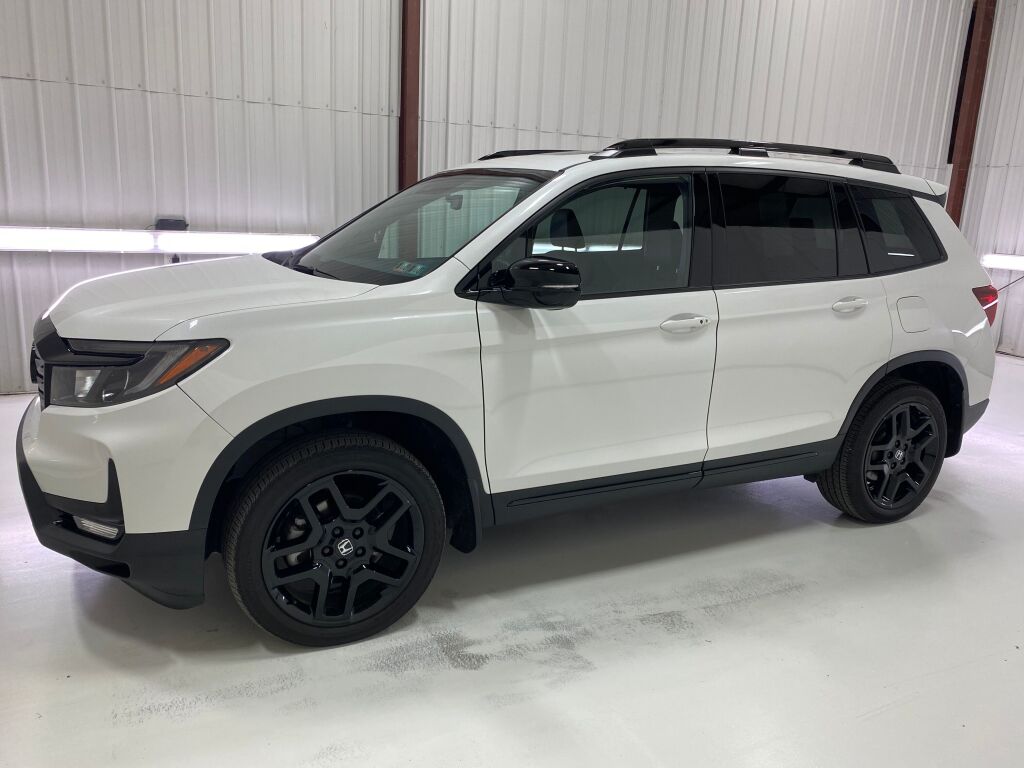 2024 Honda Passport photo 4 of 10