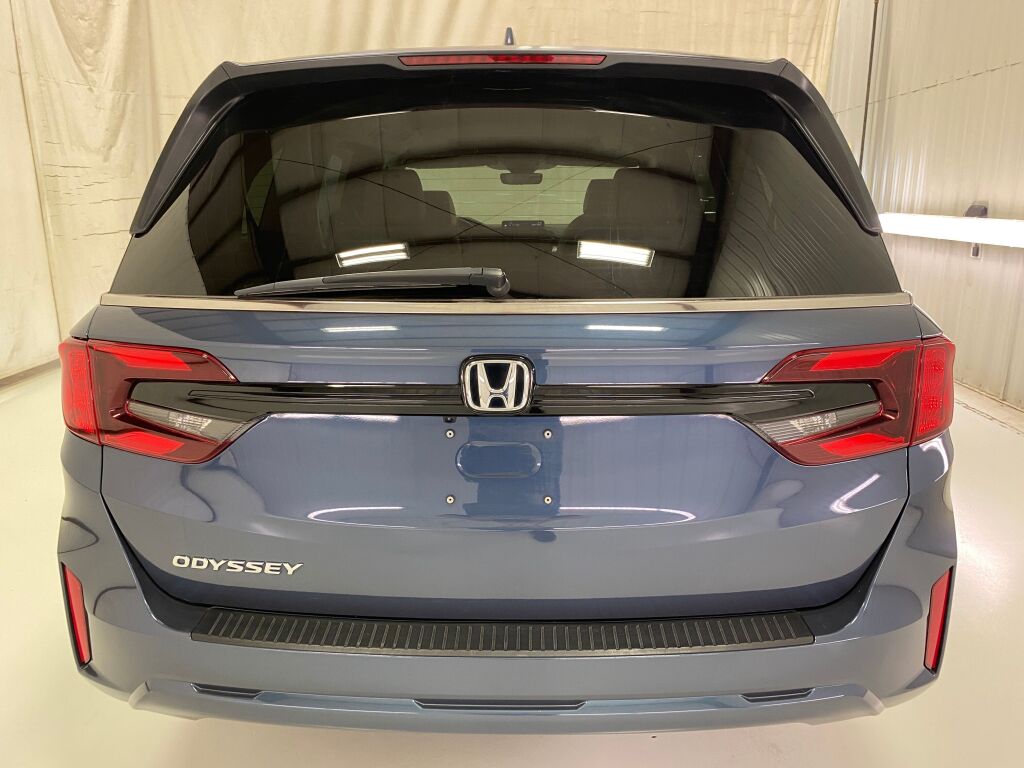 2025 Honda Odyssey photo 6 of 10