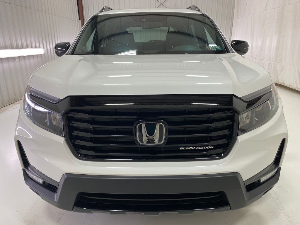 2024 Honda Passport photo 2 of 10
