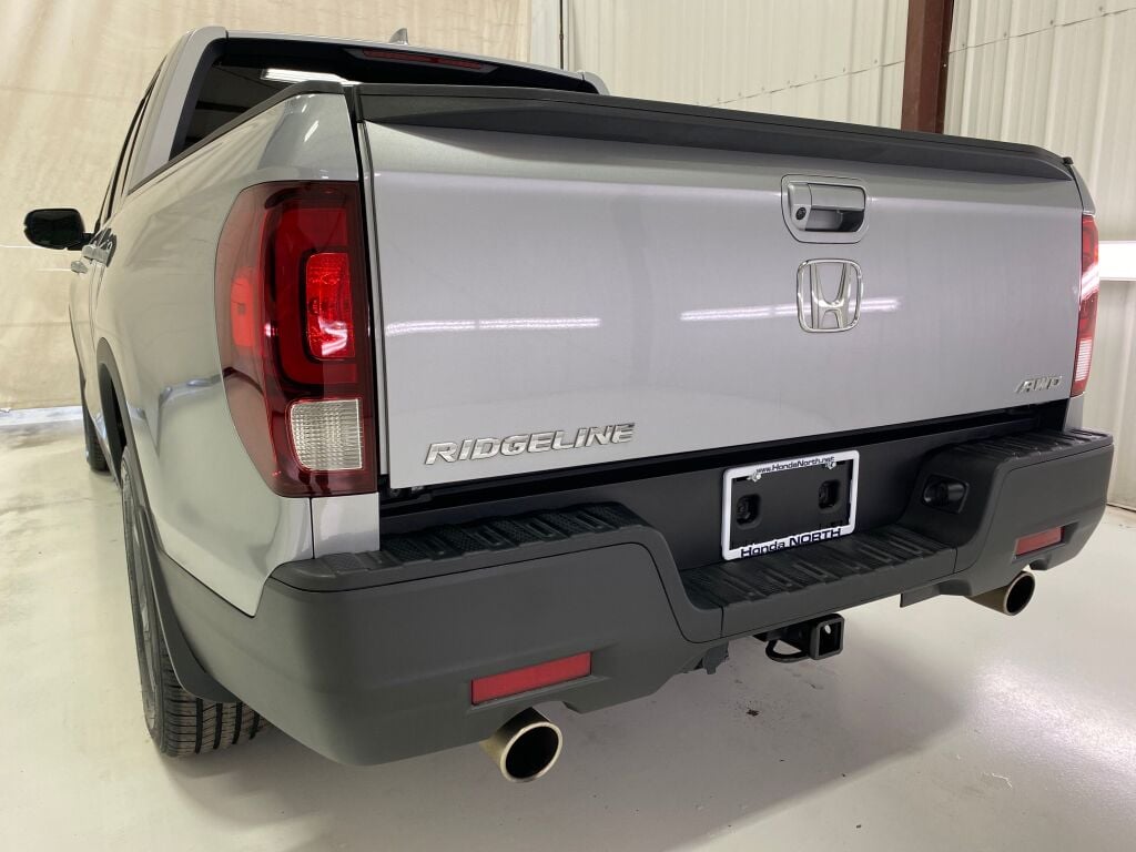 2023 Honda Ridgeline photo 16 of 37