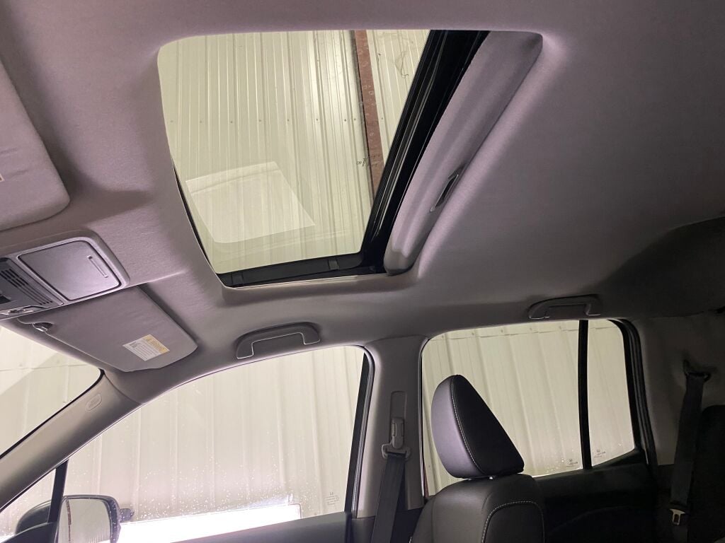 2023 Honda Ridgeline photo 29 of 37