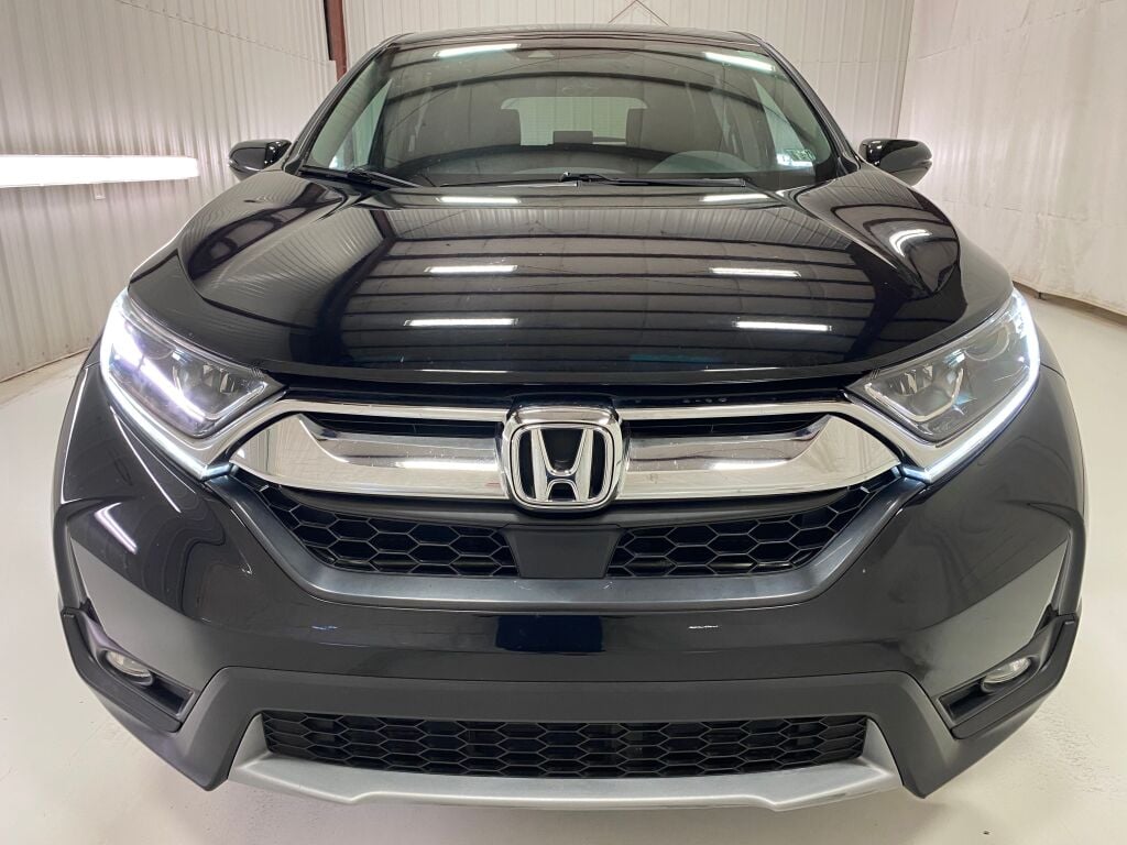 2017 Honda CR-V photo 2 of 10