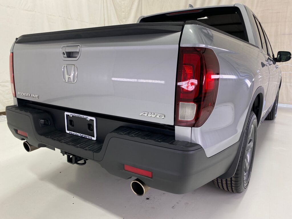 2023 Honda Ridgeline photo 18 of 37