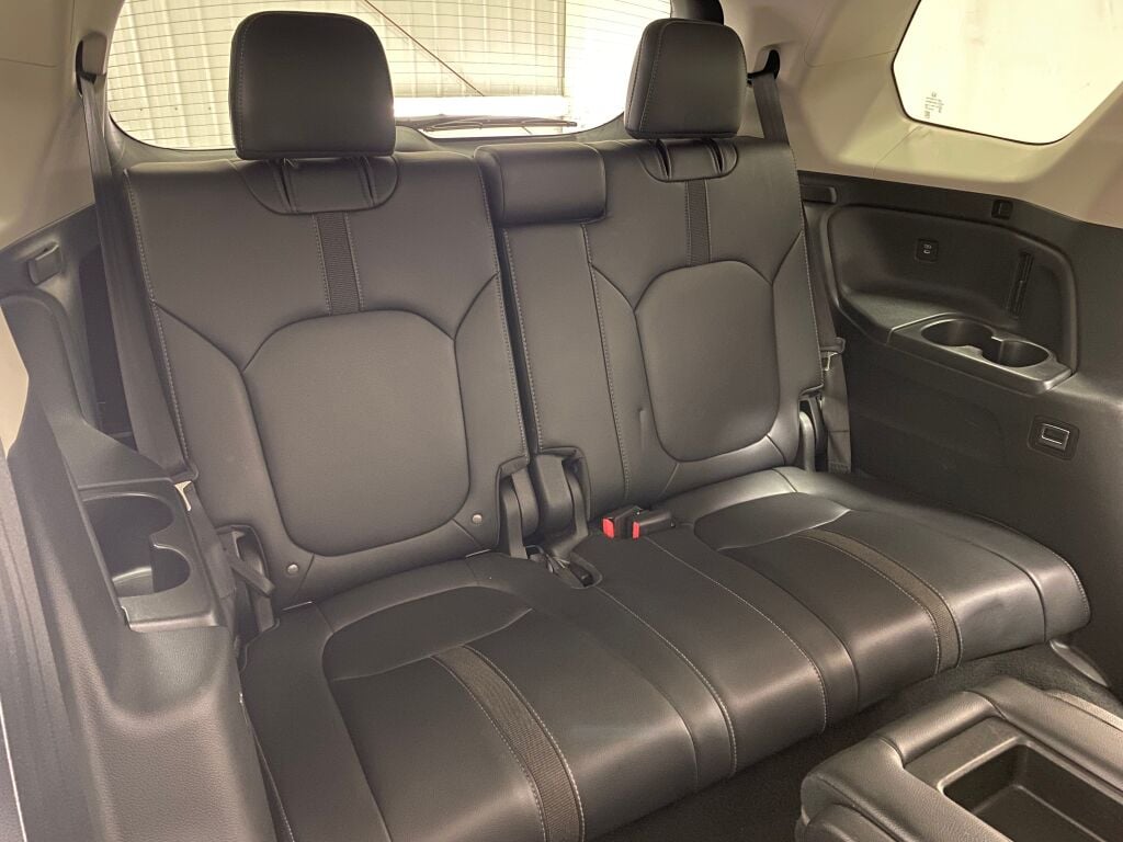 2024 Honda Pilot photo 11 of 37