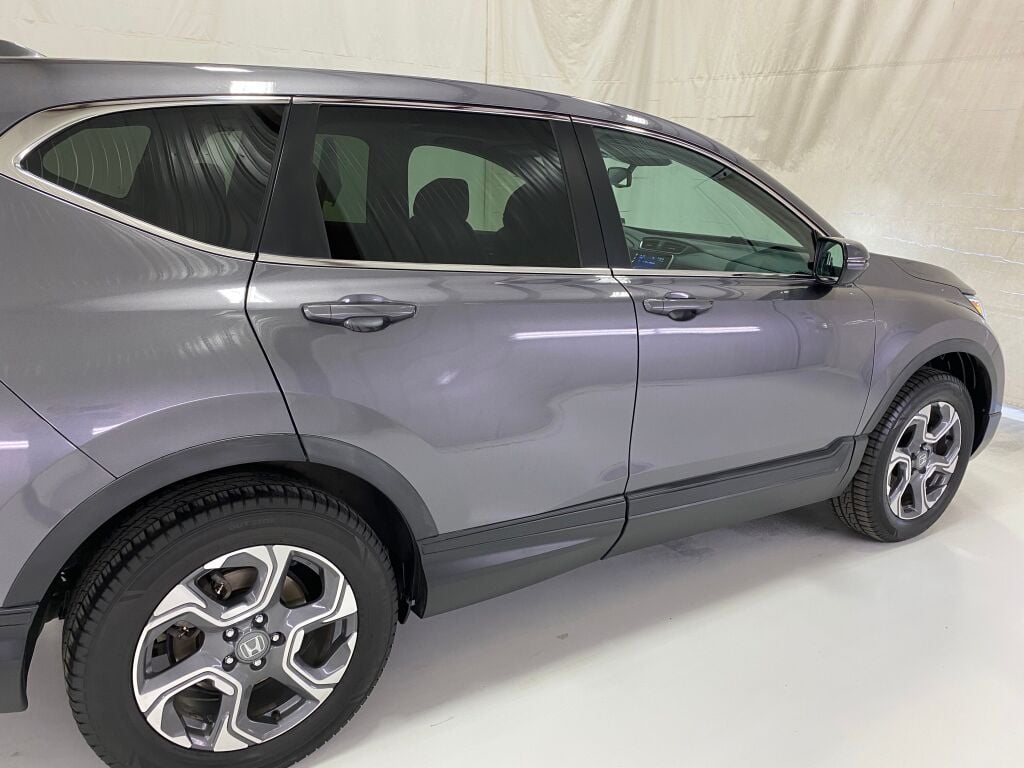 2018 Honda CR-V photo 19 of 36