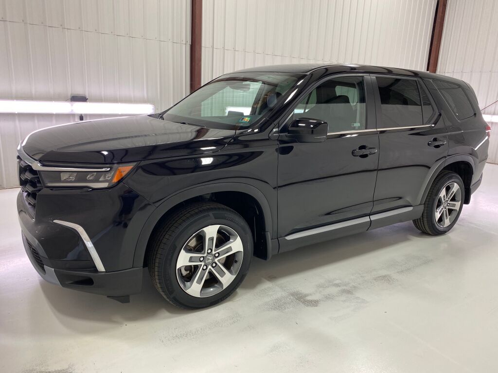 2024 Honda Pilot photo 7 of 37