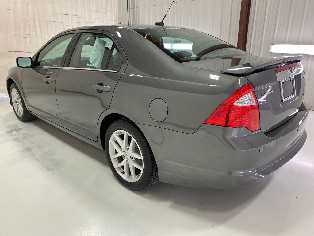 2012 Ford Fusion photo 5 of 33