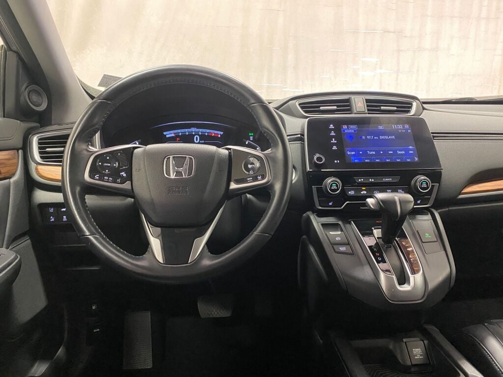2018 Honda CR-V photo 3 of 36