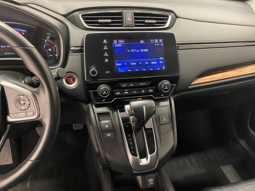 2018 Honda CR-V photo 31 of 36