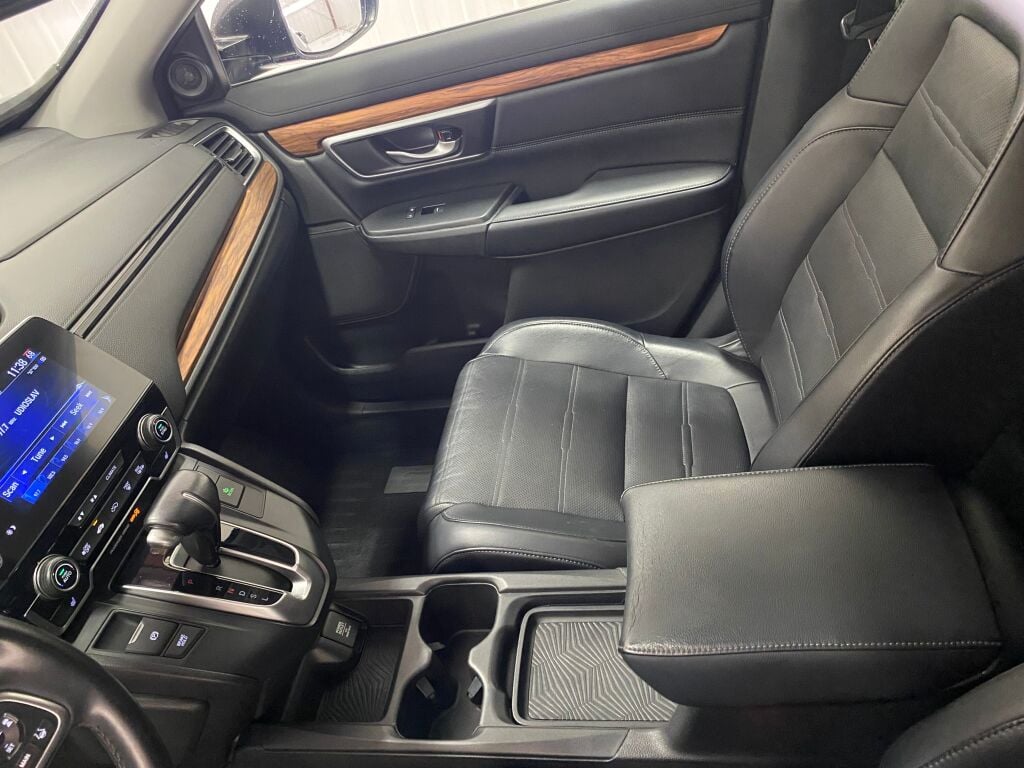2018 Honda CR-V photo 32 of 36