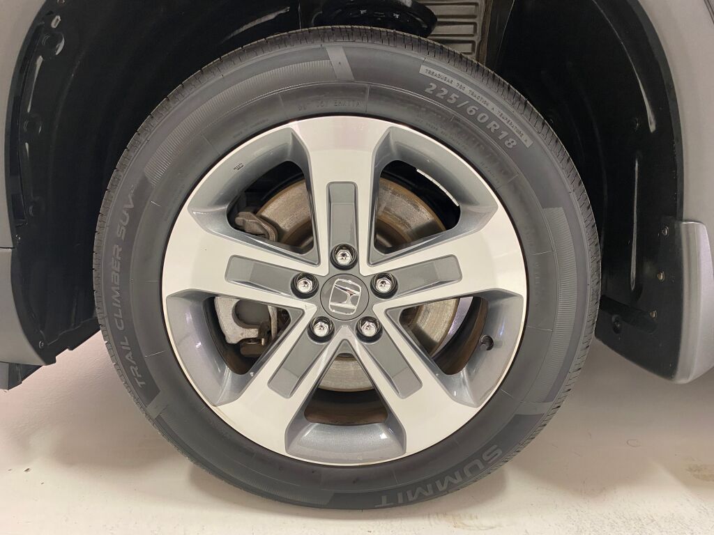 2024 Honda Pilot photo 13 of 37