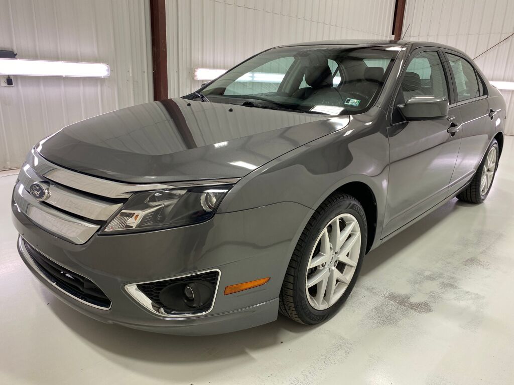 2012 Ford Fusion photo 4 of 33