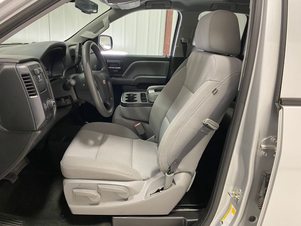 2018 Chevrolet Silverado 1500 photo 25 of 34