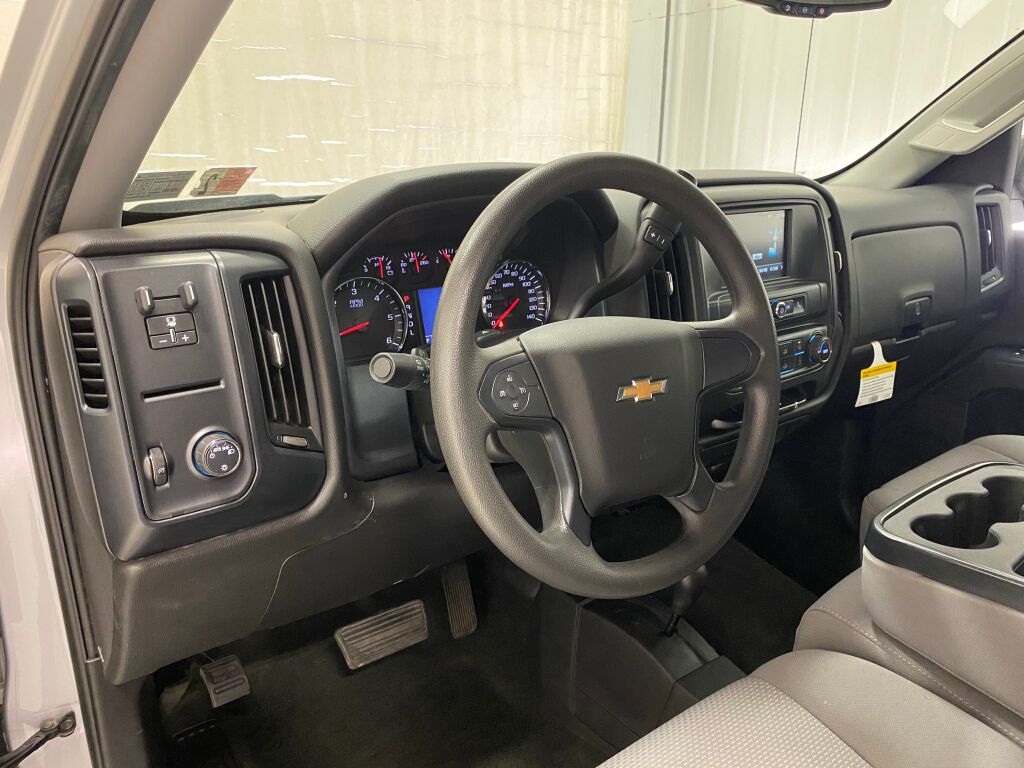 2018 Chevrolet Silverado 1500 photo 11 of 34