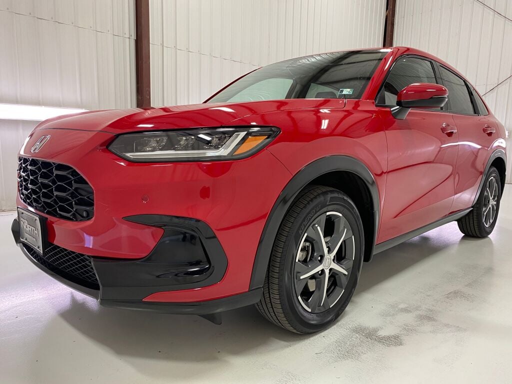 2025 Honda HR-V photo 13 of 34