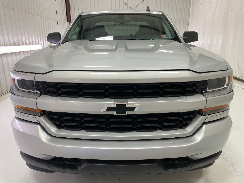 2018 Chevrolet Silverado 1500 photo 21 of 34