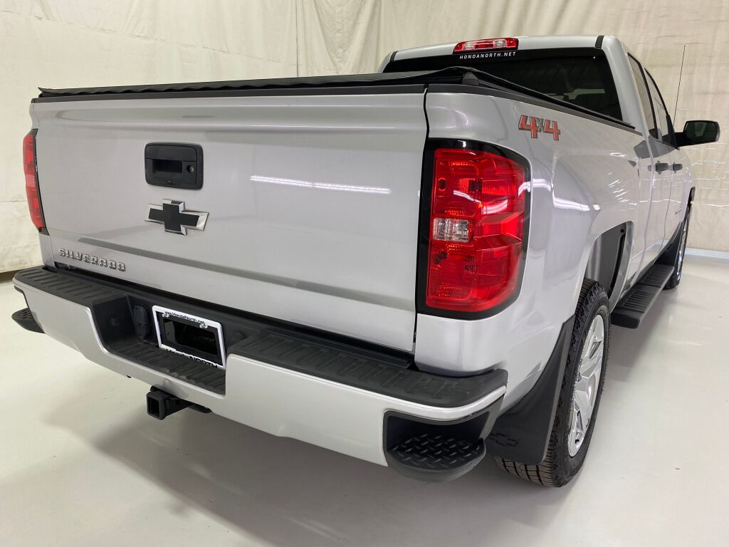 2018 Chevrolet Silverado 1500 photo 18 of 34