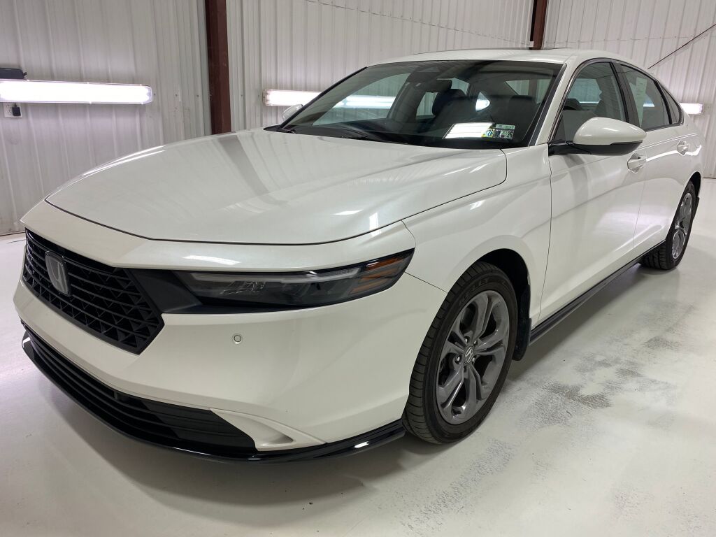 2024 Honda Accord Hybrid photo 3 of 10