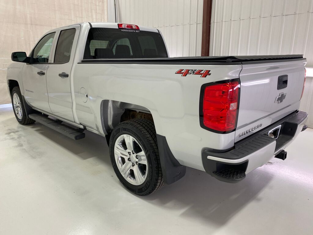2018 Chevrolet Silverado 1500 photo 5 of 34