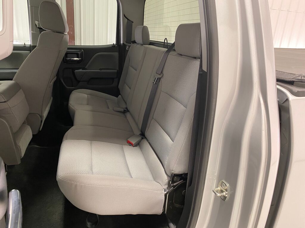 2018 Chevrolet Silverado 1500 photo 24 of 34