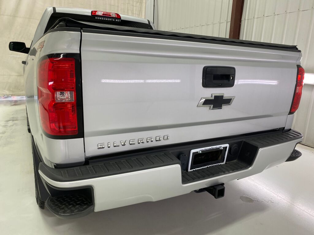 2018 Chevrolet Silverado 1500 photo 16 of 34