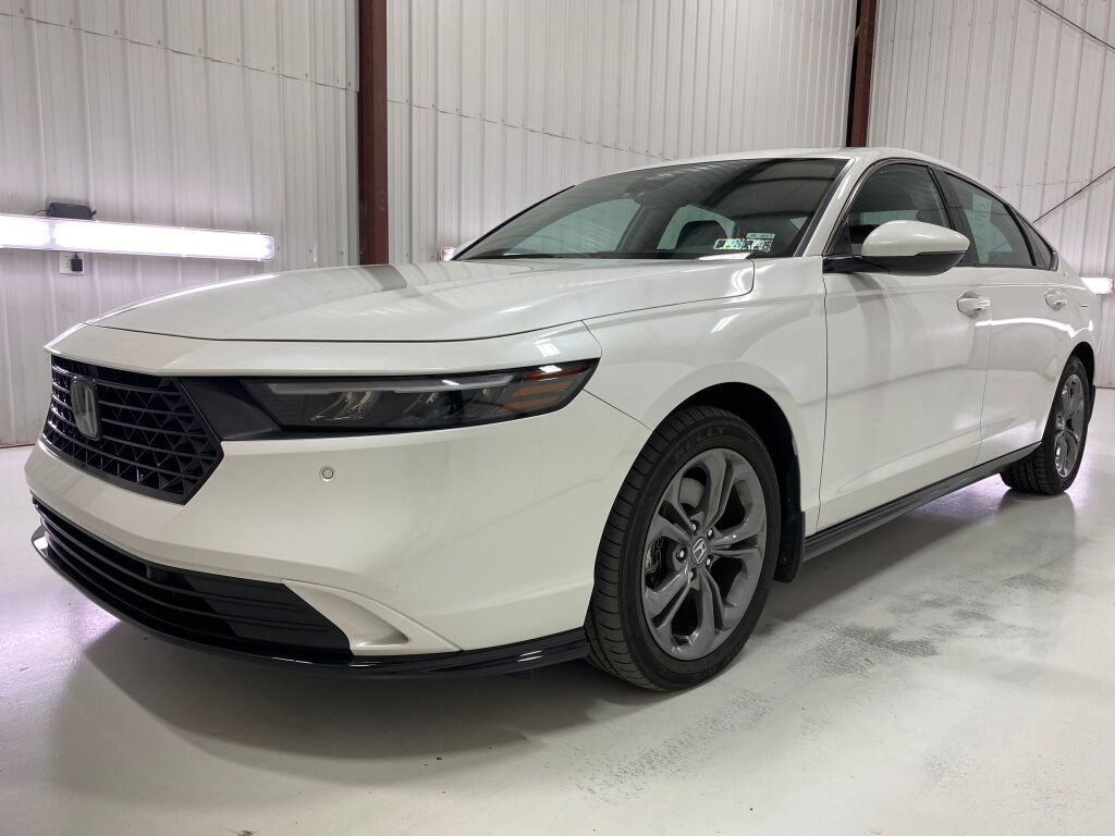 2024 Honda Accord Hybrid photo 10 of 10