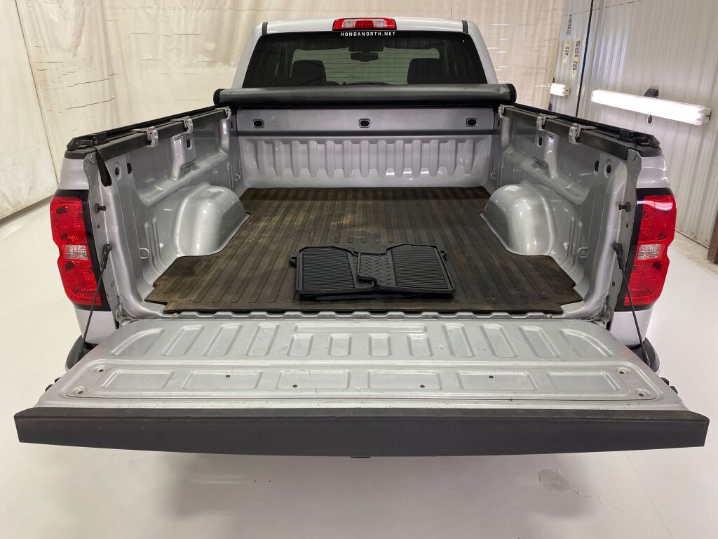 2018 Chevrolet Silverado 1500 photo 23 of 34