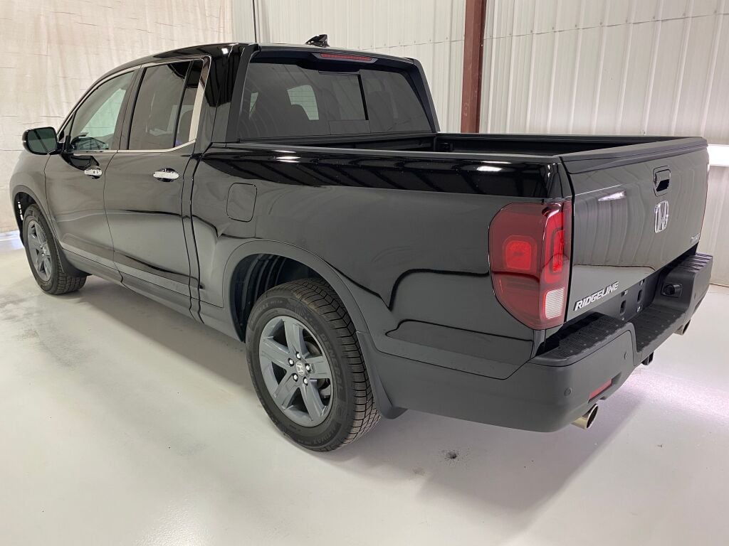 2021 Honda Ridgeline photo 5 of 10