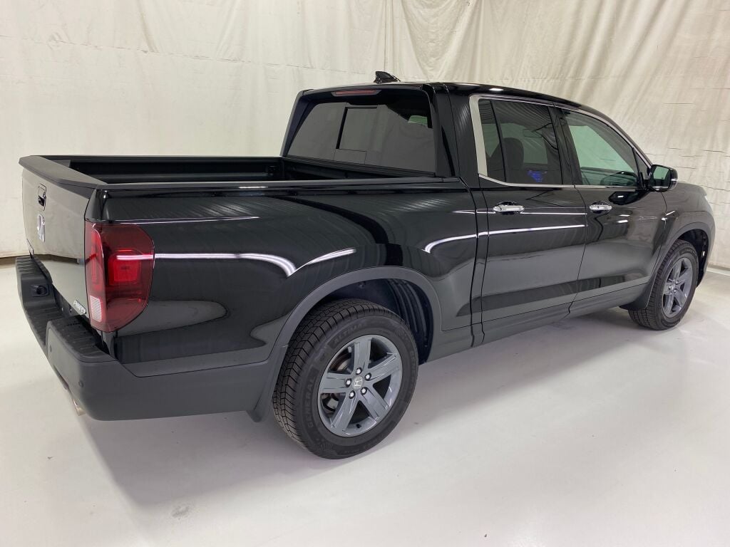 2021 Honda Ridgeline photo 8 of 10