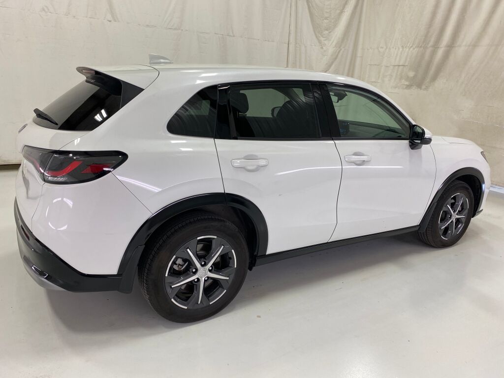 2024 Honda HR-V photo 8 of 10