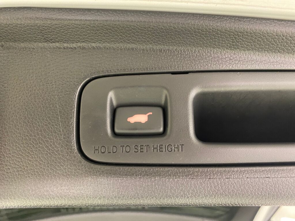 2024 Honda CR-V Hybrid photo 24 of 36