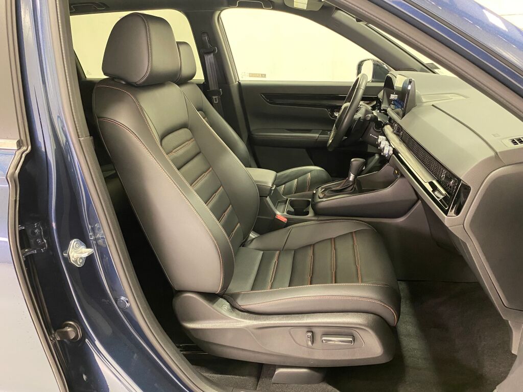 2024 Honda CR-V Hybrid photo 10 of 37
