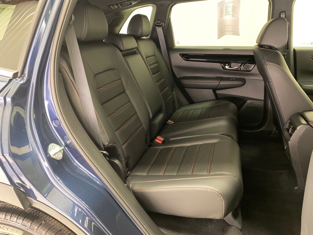 2024 Honda CR-V Hybrid photo 11 of 37