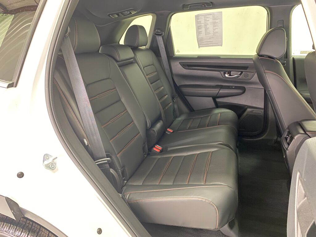 2024 Honda CR-V Hybrid photo 10 of 36