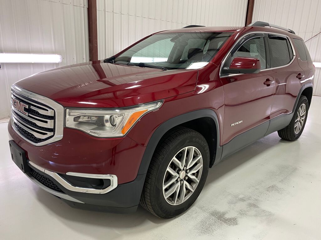 2018 GMC Acadia photo 3 of 10